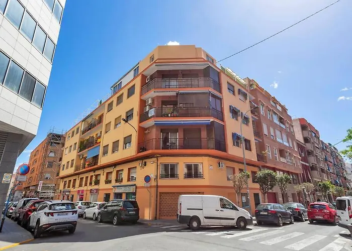 Central Alicante Urban Escape